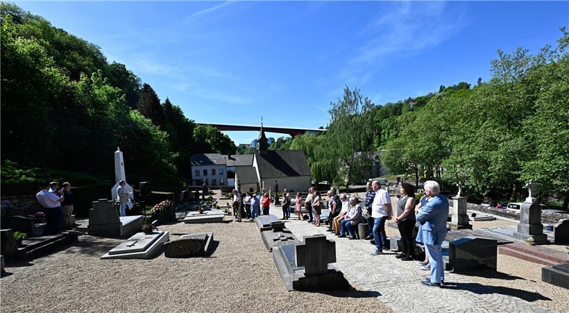 La Commune de Paris, la vitalité de la démocratie et l’engagement des étrangers dans le processus politique La Commune de Paris, la vitalité de la démocratie et l’engagement des étrangers dans le processus politique