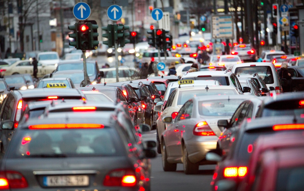 Problemkind Auto: Das EU-Parlament stimmt für schärfere CO2-Grenzwerte