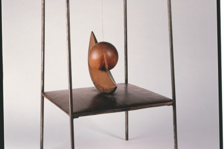 Alberto Giacometti: „Boule suspendue“, 1931, Centre Pompidou, Musée national d'art moderne