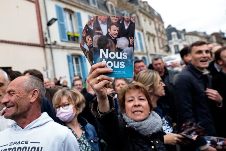 France / A J-5, pour Macron et Le Pen la course aux électeurs de gauche bat son plein