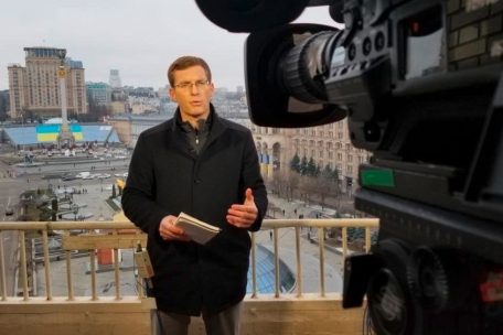 Blick hinter die Kulissen: Philip Crowther bei der Arbeit in der ukrainischen Hauptstadt Kiew – nur einige Tage vor der russischen Invasion im Februar