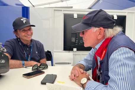 Doppelweltmeister und Indy-Champion Emerson Fittipaldi beim Interview mit dem Tageblatt