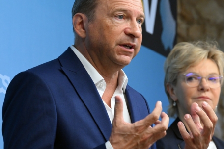 Gilles Roth, Finanzminister