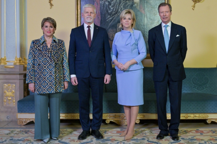 Staatsbesuch / Großherzog Henri und seine Frau empfangen das tschechische Präsidentenpaar in Luxemburg