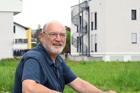 Seit 1975 lebt Gerhard Krämer in Echternacherbrück, ist seit etwa 15 Jahren im Gemeinderat und seit rund fünf Jahren Ortsbürgermeister. Bei der kommenden Kommunalwahl tritt er aus Altersgründen nicht mehr an.