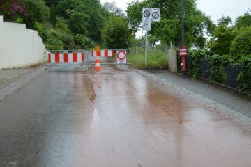 Straße wegen Erdrutsch gesperrt / Hang zwischen Erpeldingen und Diekirch droht weiter zu rutschen