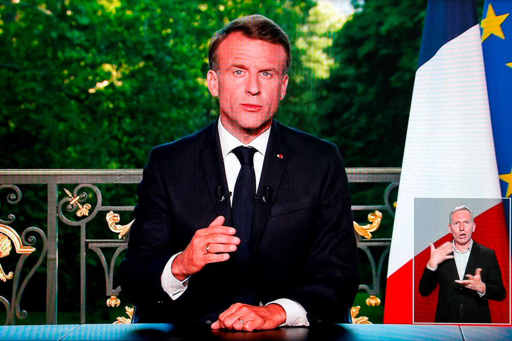 Frankreich / Fast 40 Prozent für die Rechtsextremen – Eine „vernichtende Niederlage“ für Frankreichs Präsidenten 