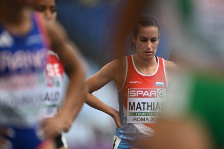 Charline Mathias vor dem Start des 800-Meter-Rennens