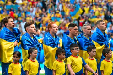 Fußball-Europameisterschaft / Viel Pathos, kein Erfolg: Böser Dämpfer für die Ukraine