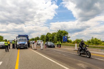 Grenzkontrollen  / Weiter Stau-Frust auf der Trier-Autobahn – Bis jetzt keine Fußball-Gewalttäter 