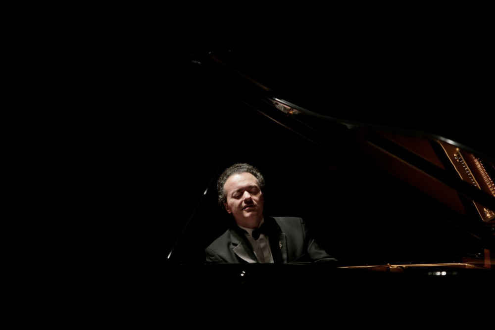 Alain spannt den Bogen / Jewgeni Kissin: Klavierkunst auf allerhöchstem Niveau