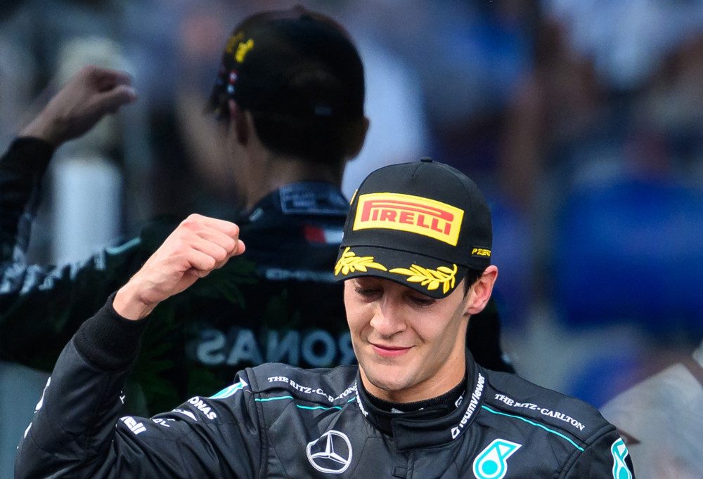 Formel 1 / „Dumm“, „sorglos“: Verstappen und Norris crashen, Russell siegt