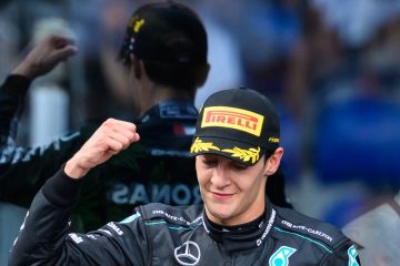 Formel 1 / „Dumm“, „sorglos“: Verstappen und Norris crashen, Russell siegt