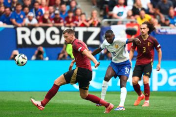 Europameisterschaft / „Keine Kleinigkeit“: Frankreich glücklich im EM-Viertelfinale