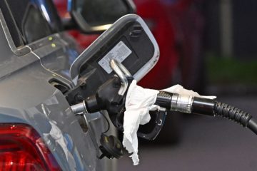 Spritpreise / Benzin wird teurer, Diesel und Heizöl bleiben unverändert