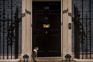 Großbritannien / Ein Bewohner trotzt dem Wechsel in der Downing Street