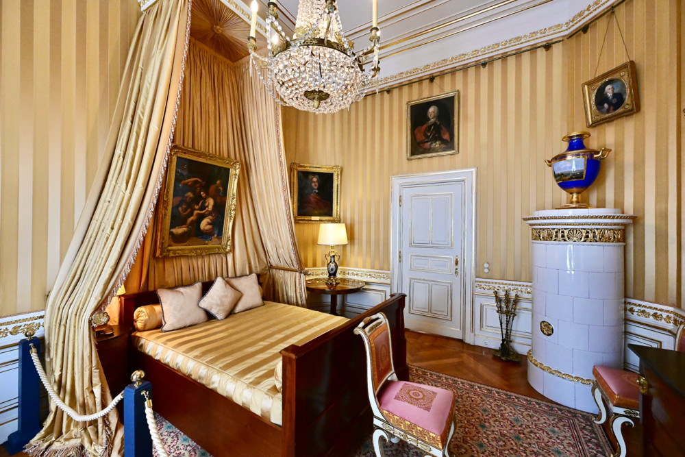 Luxemburg-Stadt / Im Schlafzimmer des Großherzogs: Geführte Besichtigung durch den Palast
