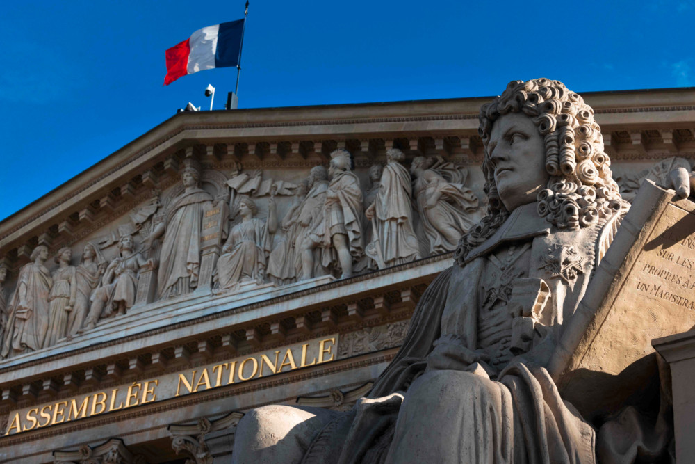 France / Bourrage d’urnes, gestes hostiles: une pénible ouverture au Palais Bourbon