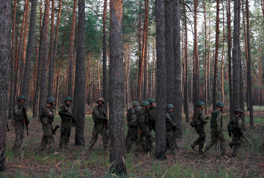 Ukraine  / Kiew muss neue Gebietsverluste hinnehmen – Nationalistische Politikerin im Westen des Landes ermordet