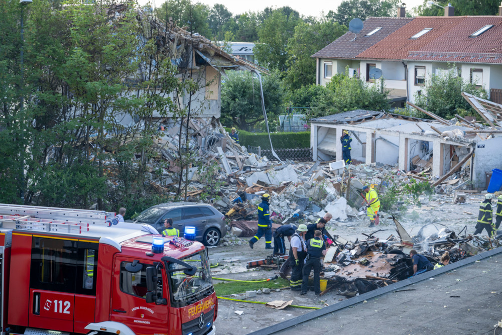 Deutschland / Nach Explosion: 17-Jähriger tot aus Haustrümmern in Memmingen geborgen