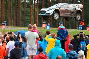 Rallye Finnland / Ogier feiert 61. WRC-Sieg – Grégoire Munster fällt nach Unfall zurück