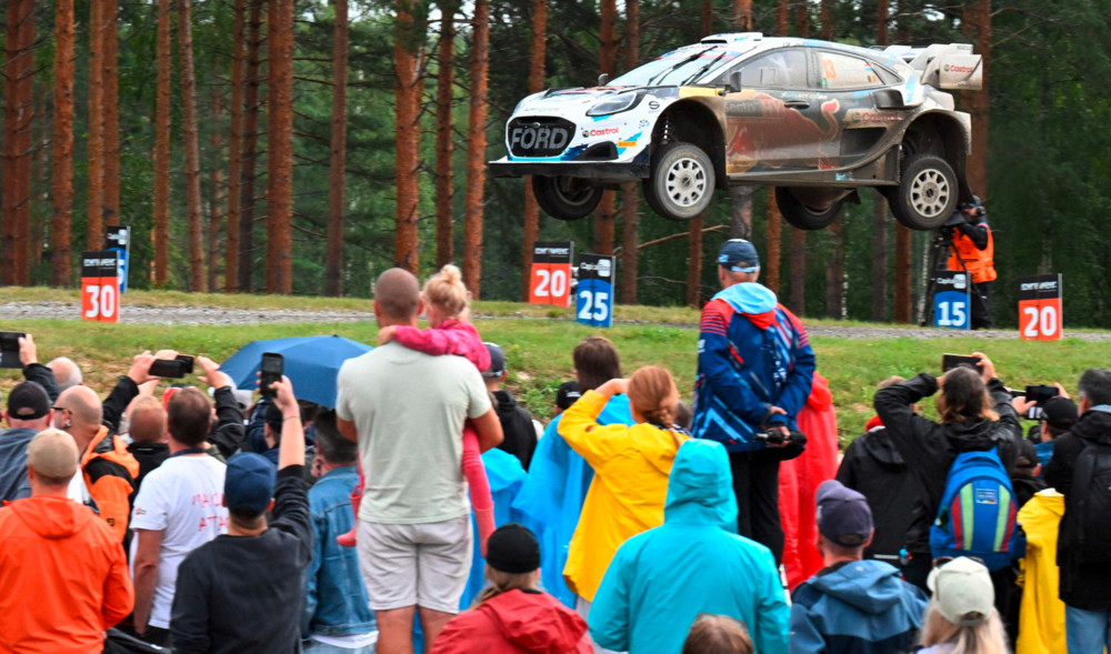 Rallye Finnland / Ogier feiert 61. WRC-Sieg – Grégoire Munster fällt nach Unfall zurück