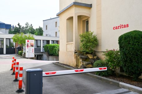 Uneingeschränkte oder schrankenlose Überweisungen? Caritas-Hauptsitz in der hauptstädtischen rue Michel Welter.