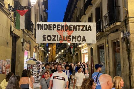 Nach wie vor wird der linke Separatismus gepflegt: Unabhängigkeit und Sozialismus. Hier in der Altstadt von Donostia.