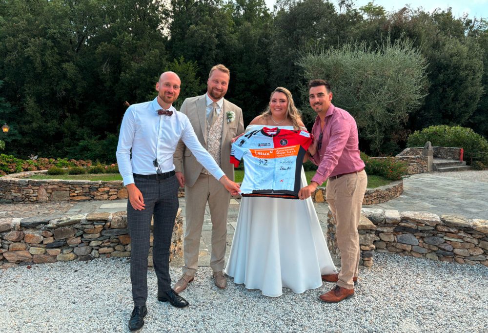 Für den guten Zweck / Mit dem Fahrrad zur Hochzeit: Samuel Baum und Claude Roeltgen sind in Lucca angekommen