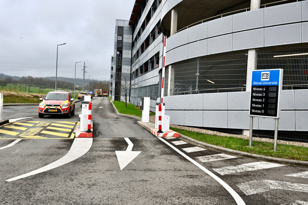 Parkhaus Belval-Universität  / Nach Brand: CFL meldet teilweise Wiedereröffnung des ersten Stocks