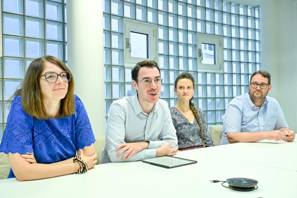 Hinter den Kulissen der Chamber / Wie der Wissenschaftsdienst zur Professionalisierung des Parlaments beiträgt