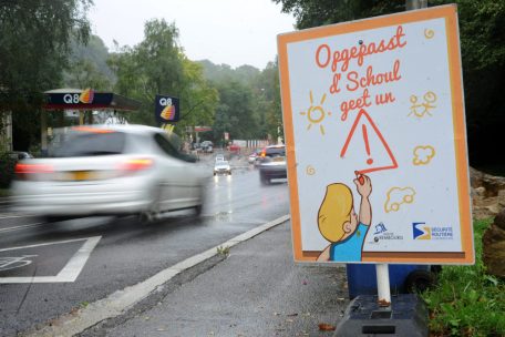 Ab kommendem Montag ist auch für Autofahrer wieder besondere Aufmerksamkeit geboten