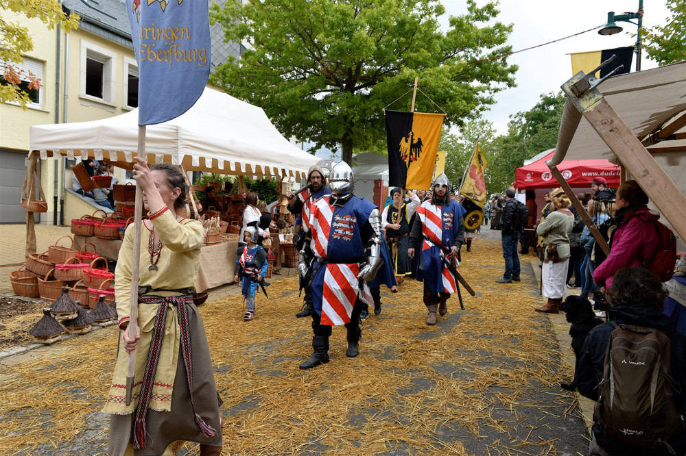 Butschebuerger Buergfest / Die Düdelinger Zeitreise ins Mittelalter 