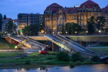 Deutschland / Weiterer Abschnitt der Carolabrücke in Dresden eingestürzt