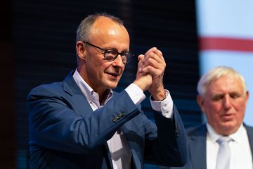 Deutschland / Es läuft alles auf einen Kanzlerkandidaten Friedrich Merz zu