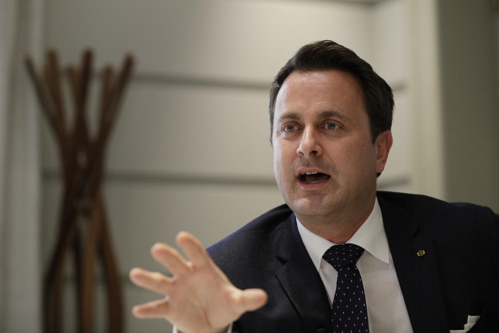 Xavier Bettel freut sich über Macrons Etappensieg