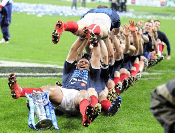 RUGBY: La France de retour aux affaires